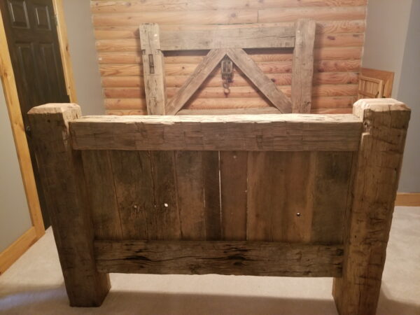 Custom Reclaimed Barnwood Bedroom Furniture